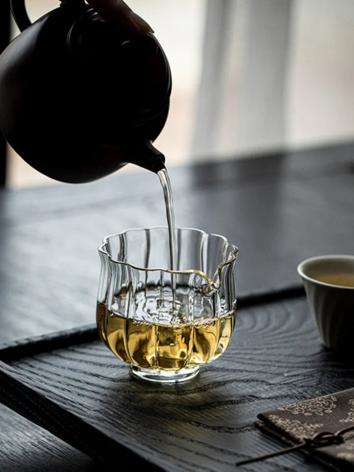 Small Size Heat Resistant Glass Public Cup Zen Lotus Design Tea Sea Accories Gongfu Tea Brewing Tool Transparent Design