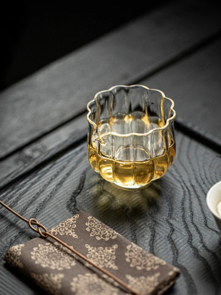 Small Size Heat Resistant Glass Public Cup Zen Lotus Design Tea Sea Accories Gongfu Tea Brewing Tool Transparent Design