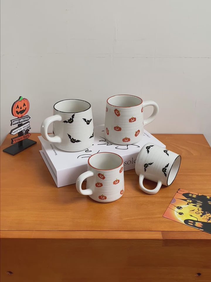 1Pc Halloween Ceramic Mug, Circle Pattern Coffee Cup, Exquisite Pumpkin, Bat Pattern Small Capacity Coffee Espresso Cup, Suitable for Home Decoration Drinkware, Halloween Party Cold Drink Cup, Breakfast Yogurt Oatmeal Cup, Afternoon Tea Tea Cup, Gift Gift